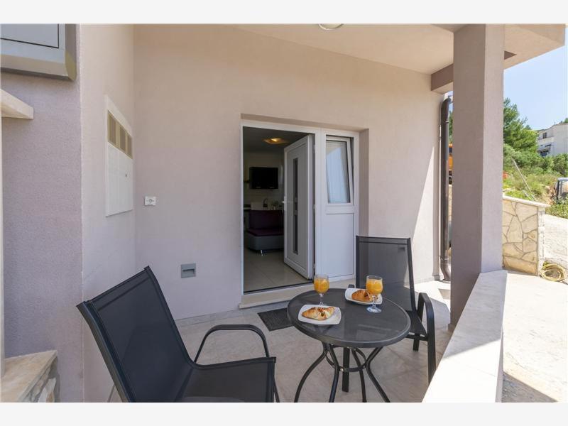 Apartmani Livajic Duce Bagian luar foto